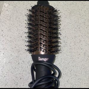 black lange le volume 60mm hair styling tool
